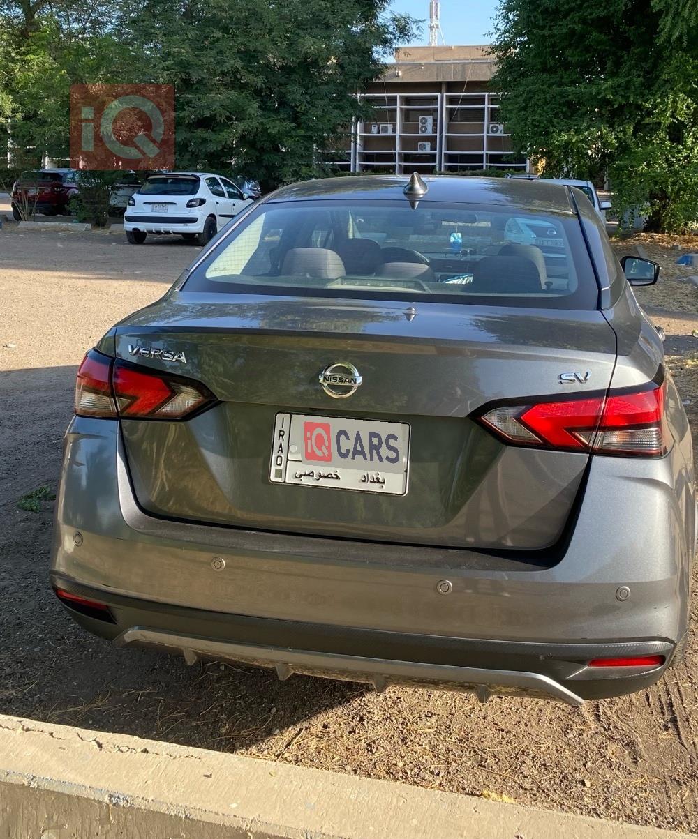 Nissan Versa